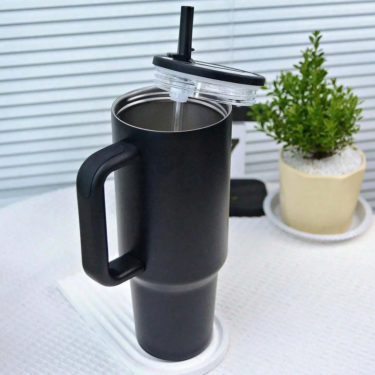 Large Capacity Insulated Water Bottle